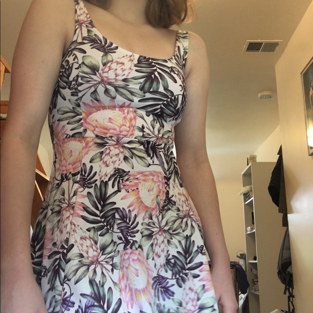 MUST GO: Fit and flare dress